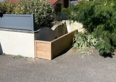 Jardinière sur mesure en chêne huilé dans l'Ain