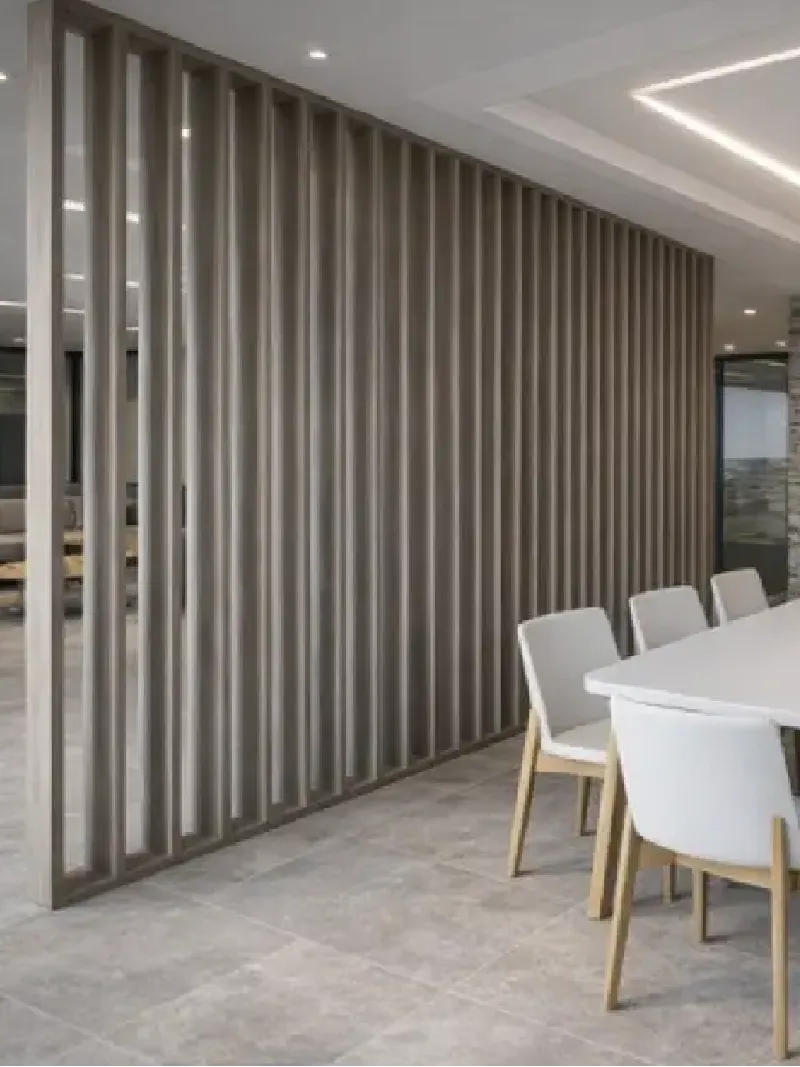 Claustra décorative de séparation d'espace en bois